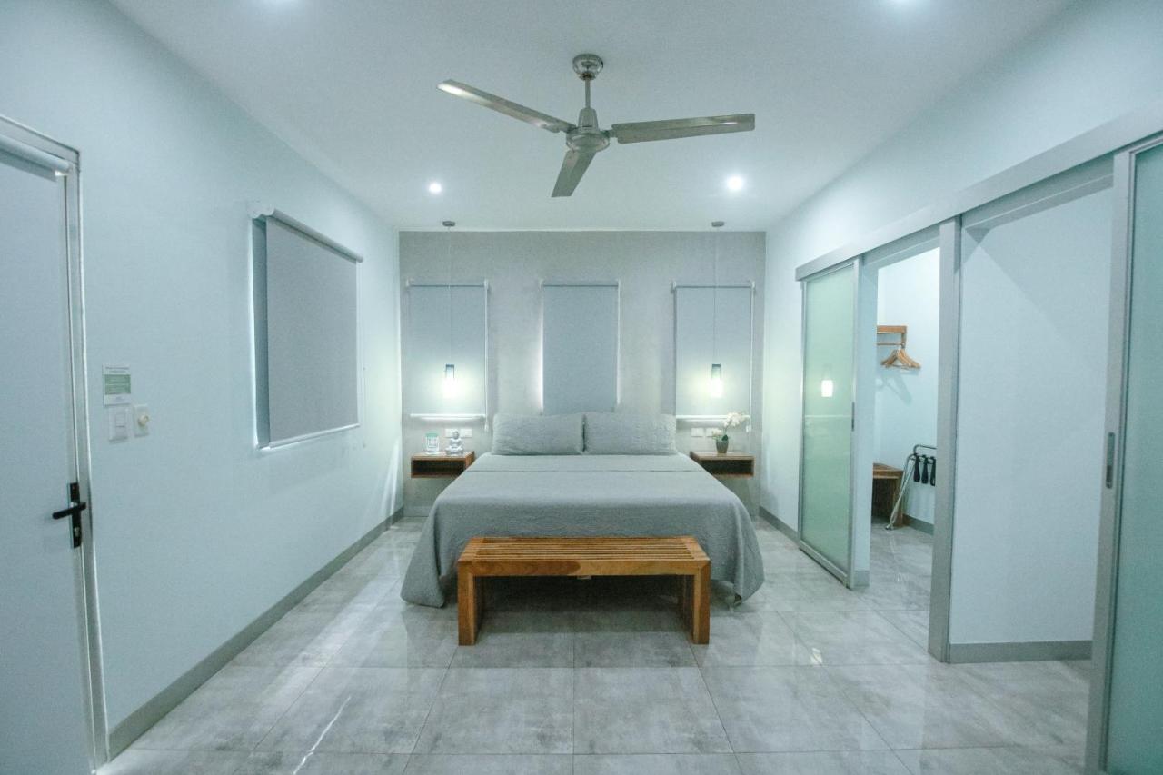 Tamarindo Bay Suites - Self Check In, Adults Only Exteriör bild