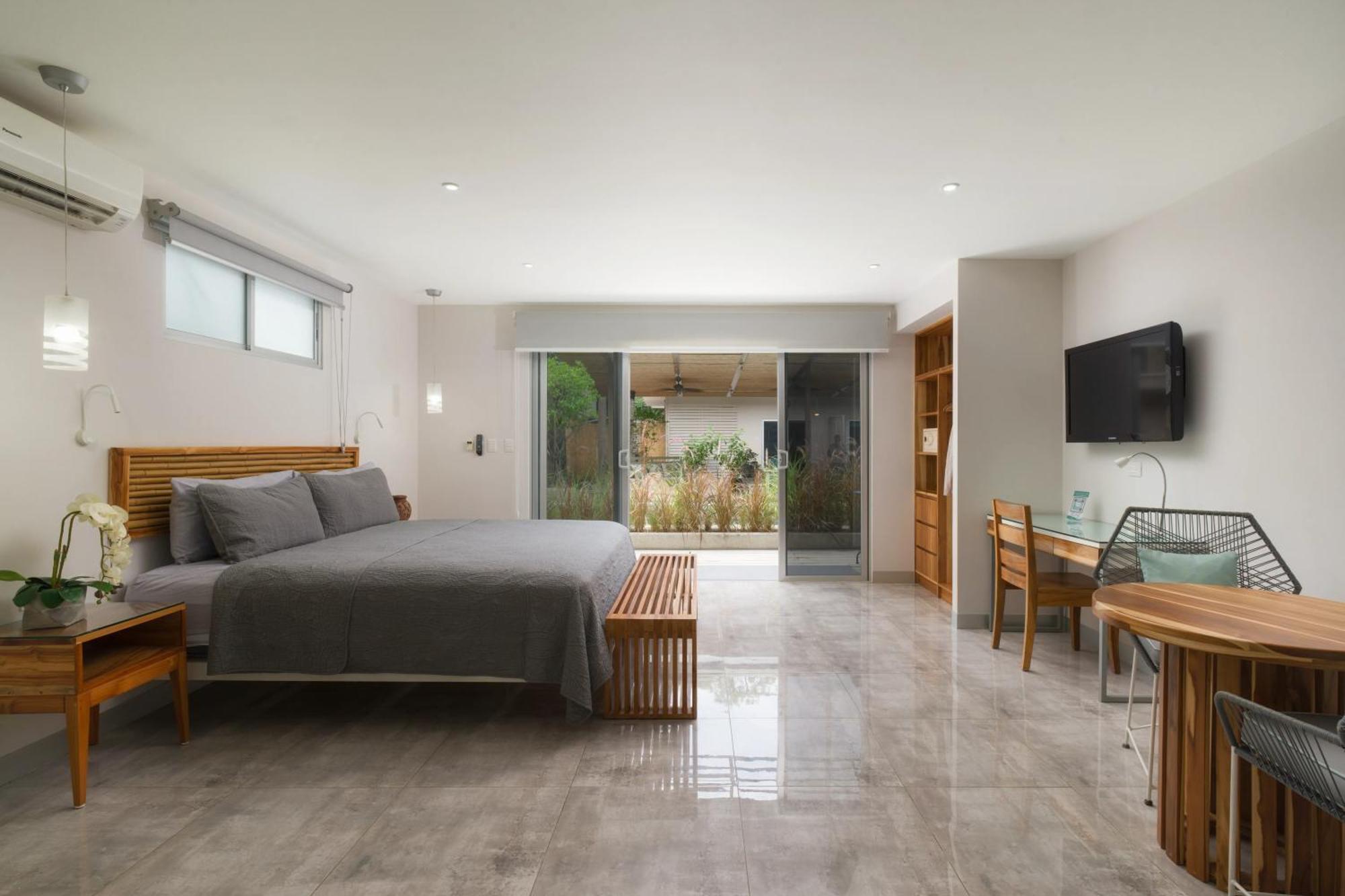 Tamarindo Bay Suites - Self Check In, Adults Only Exteriör bild