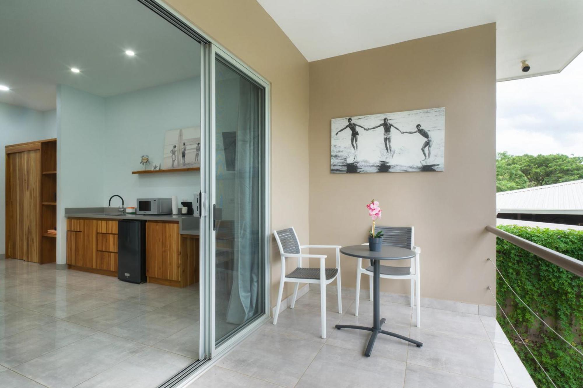 Tamarindo Bay Suites - Self Check In, Adults Only Exteriör bild